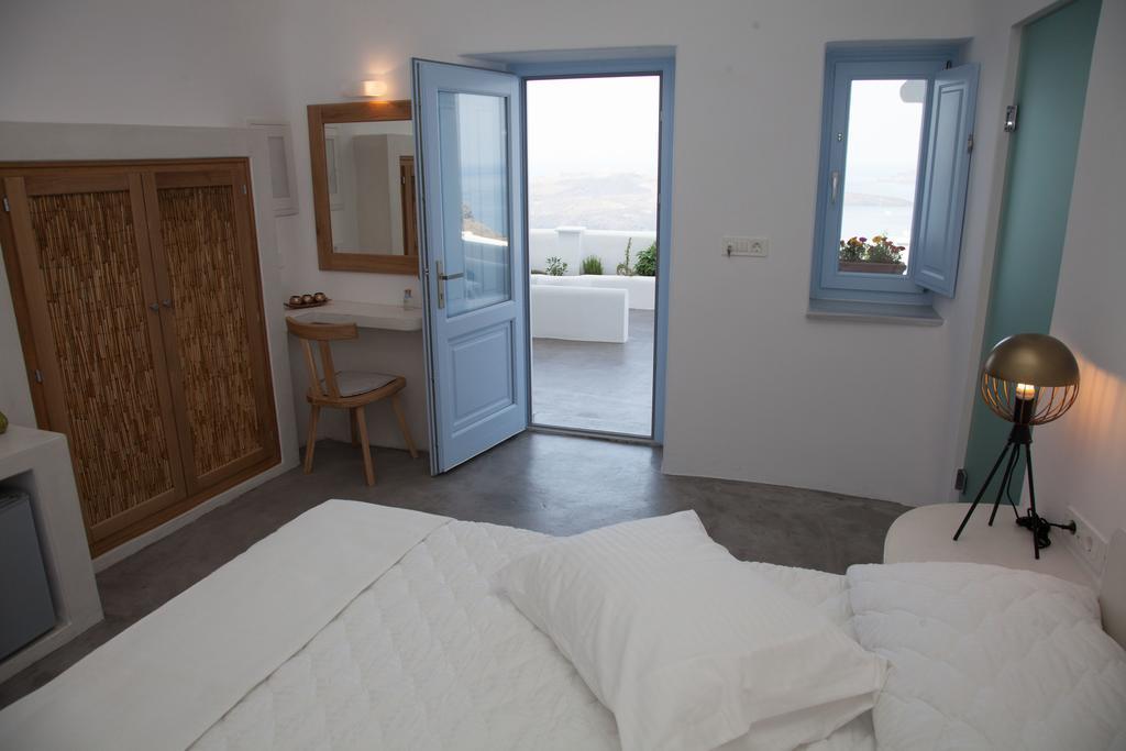 Fanari Vista Suites Fira  Zimmer foto